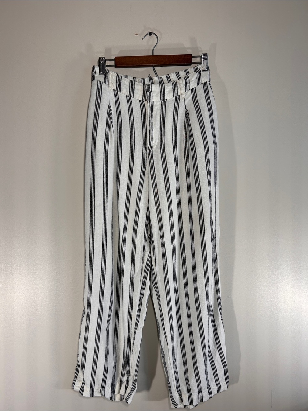 a new day White and Black Striped Wide Leg Linen Blend lightweight Pants